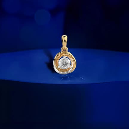 Dreaming Padma Cut Diamond Pendant (Without Chain)