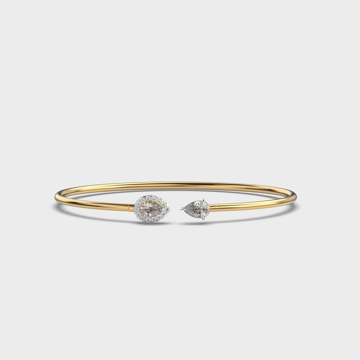 Queen Pear Diamond Bracelet